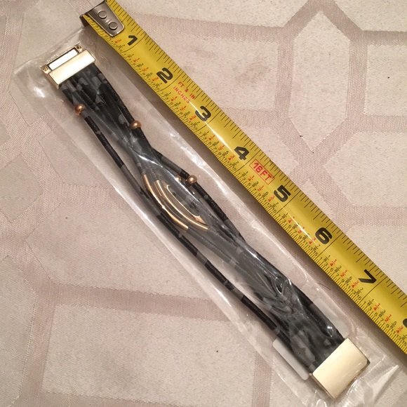 NWT Leather Black Leopard & Gold Bead Bracelet - Picture 3 of 6